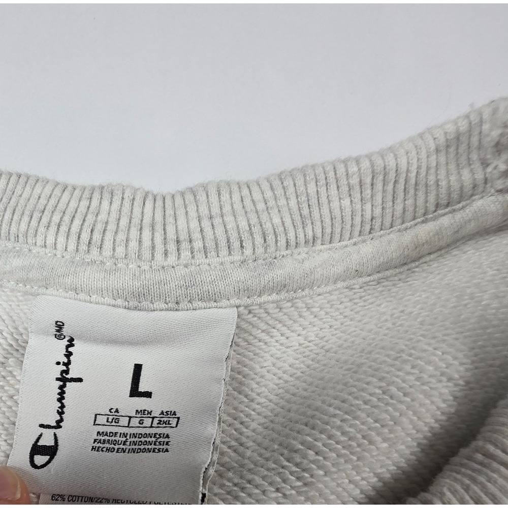 Champion Angelo BAQUE Senior Thesis Larissa De Jesus Negron Crewneck Sweatshirt - Picture 4 of 7